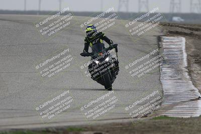 media/Nov-30-2025-TrackDaz (Sun) [[d8b22663df]]/C Group/Session 4 (Outside Grapevine)/